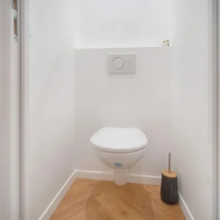 2 Pieces -square Mistral -proche Plages Du Midi A1b266 Lägenhet