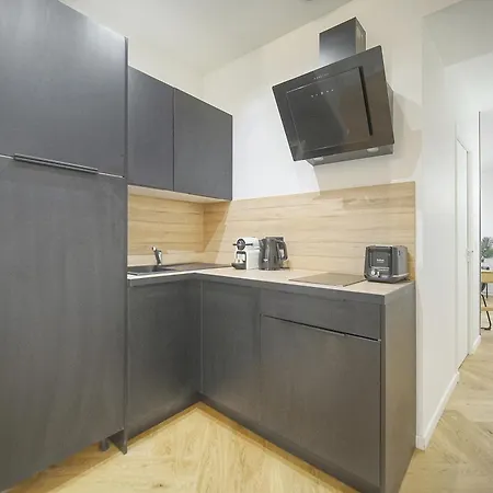 2 Pièces -square Mistral -proche Plages Du Midi A1b266 Appartamento Cannes